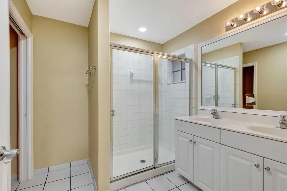 1302 LUCAYA DRIVE Riviera Beach, FL 33404