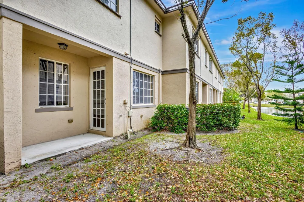 1302 LUCAYA DRIVE Riviera Beach, FL 33404