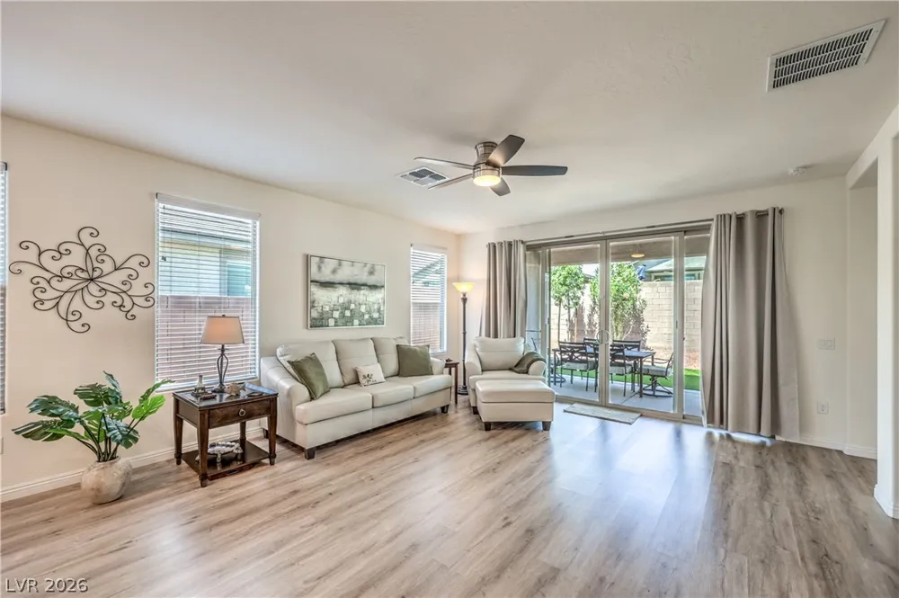 2376 Elmont Avenue North Las Vegas, NV 89086