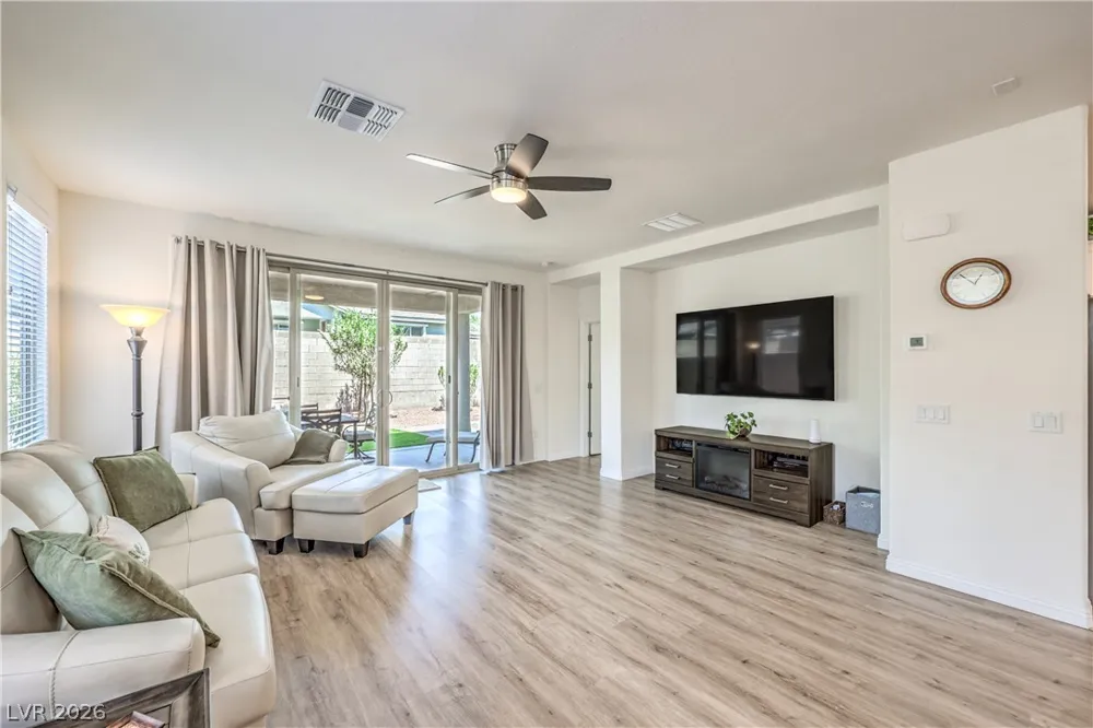 2376 Elmont Avenue North Las Vegas, NV 89086
