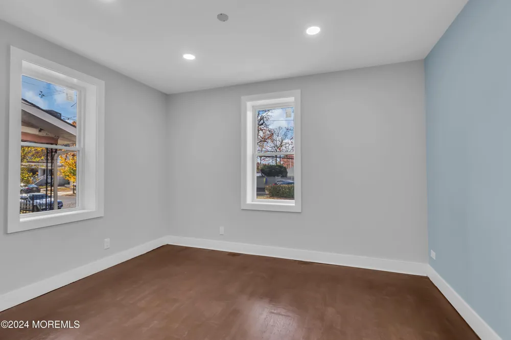 922 4th Avenue #2A Asbury Park, NJ 07712