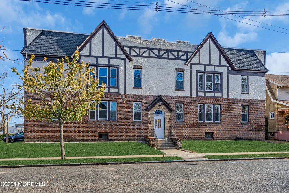 922 4th Avenue #2A Asbury Park, NJ 07712