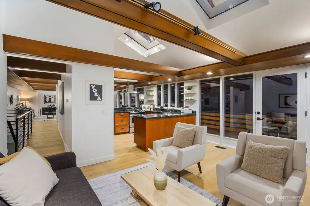 1520 Sycamore Drive SE Issaquah, WA 98027