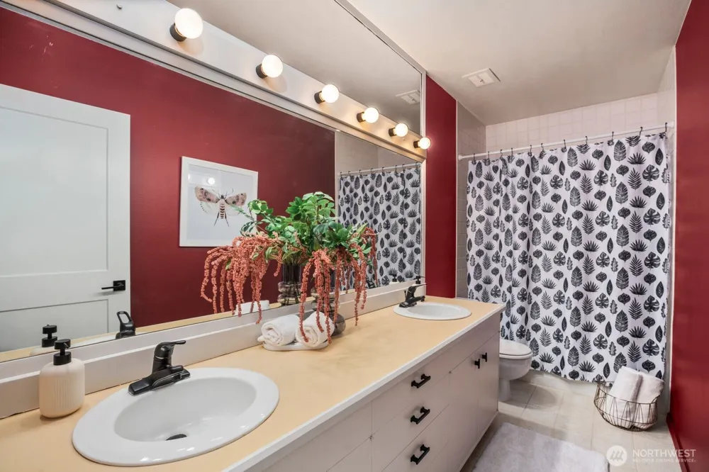 1520 Sycamore Drive SE Issaquah, WA 98027