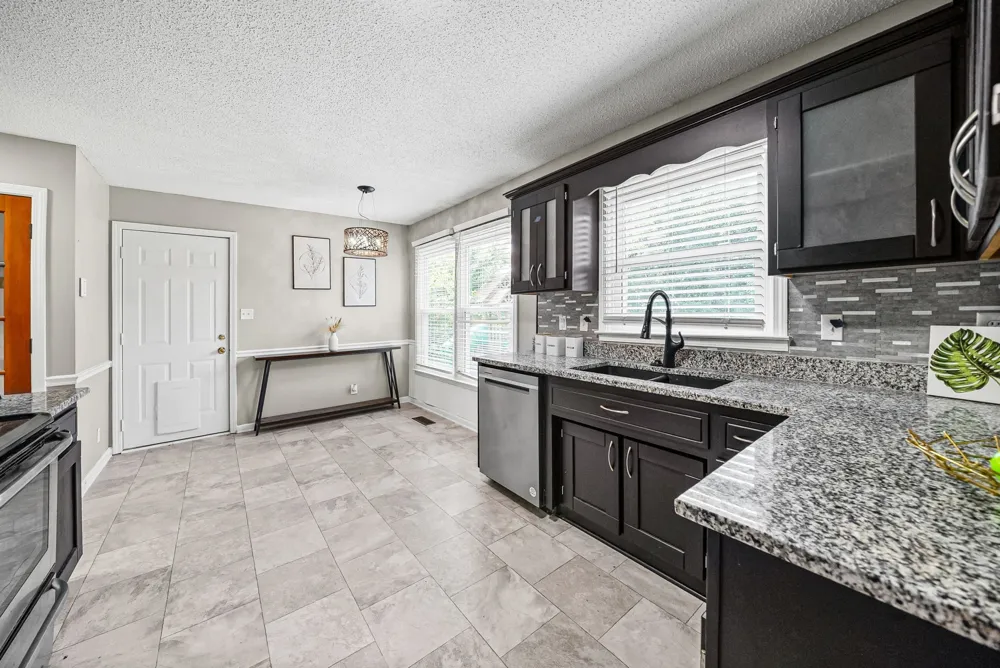 1226 Cobblestone Ln Clarksville, TN 37042