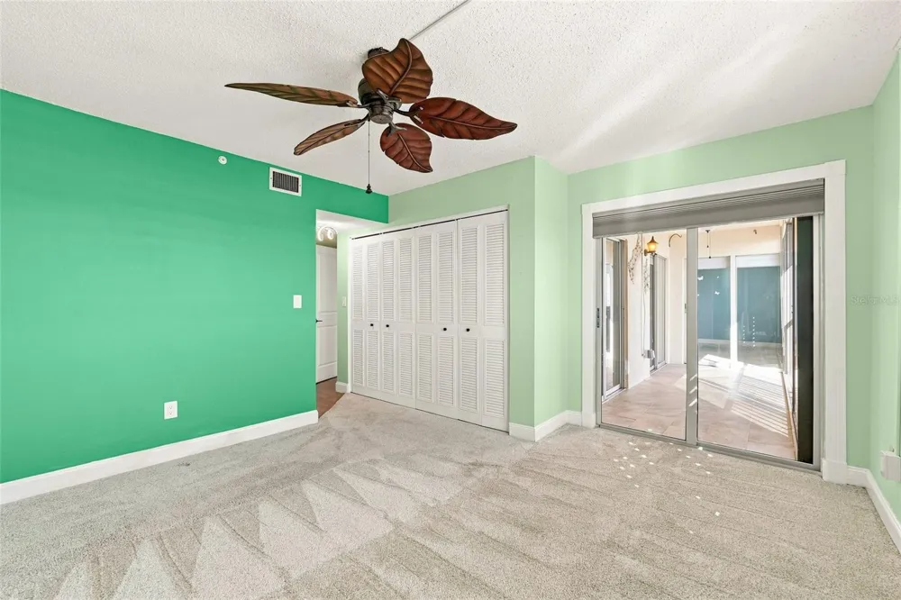 19029 US HIGHWAY 19 #9-704 Clearwater, FL 33764