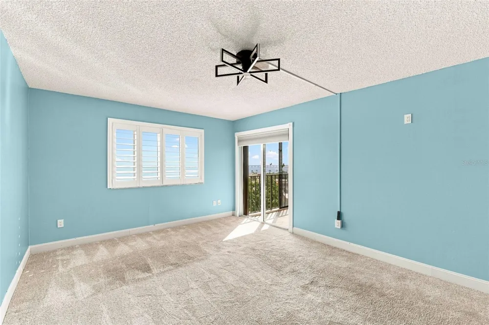 19029 US HIGHWAY 19 #9-704 Clearwater, FL 33764