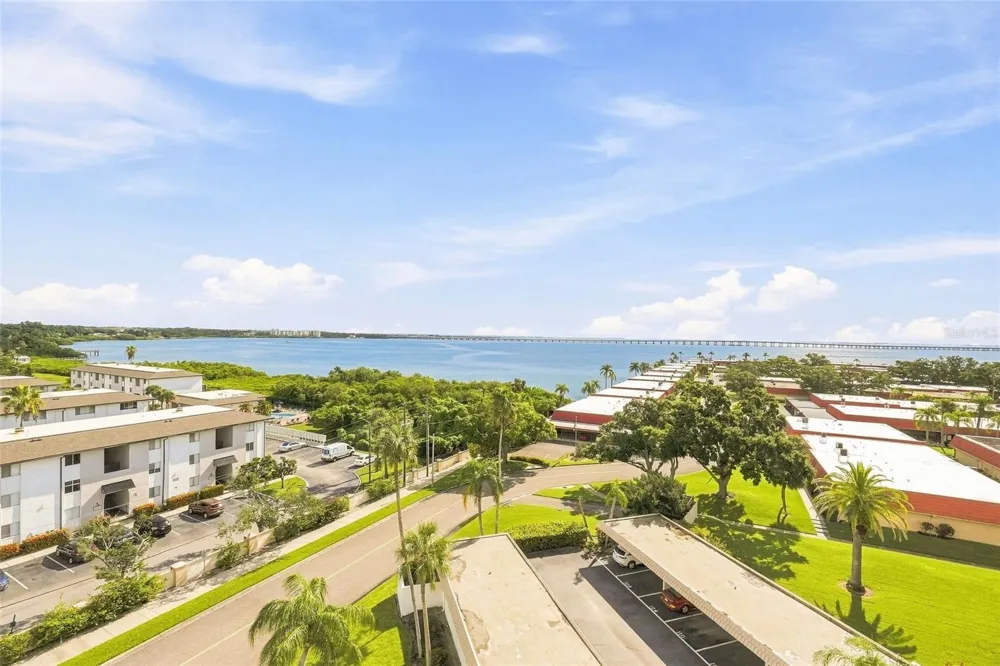 19029 US HIGHWAY 19 #9-704 Clearwater, FL 33764