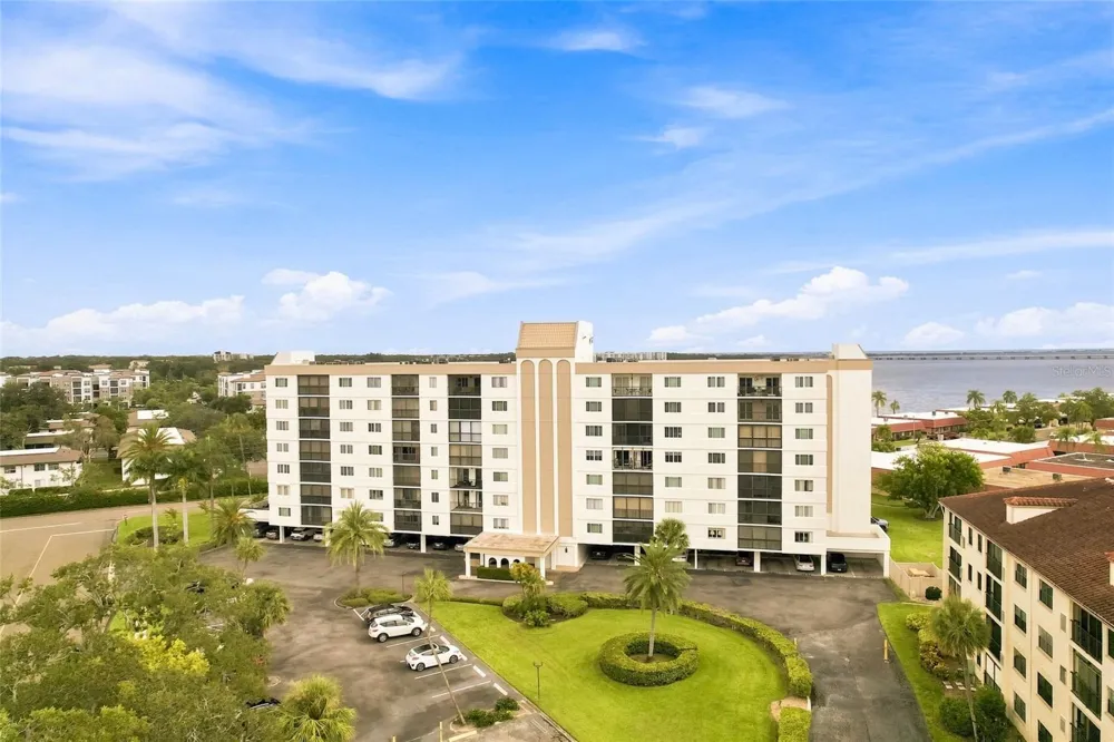 19029 US HIGHWAY 19 #9-704 Clearwater, FL 33764