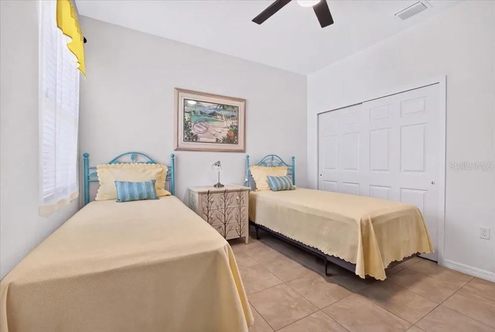 2 TIDEWAY TRAIL Palm Coast, FL 32137