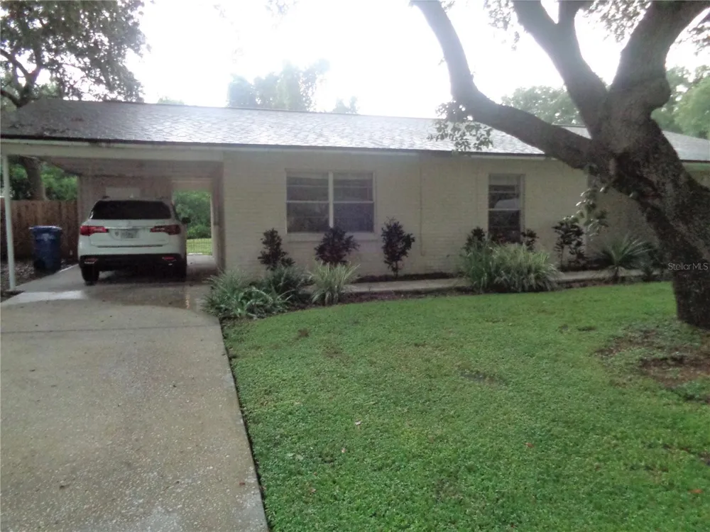6809 MATHERS LANE #B Riverview, FL 33578