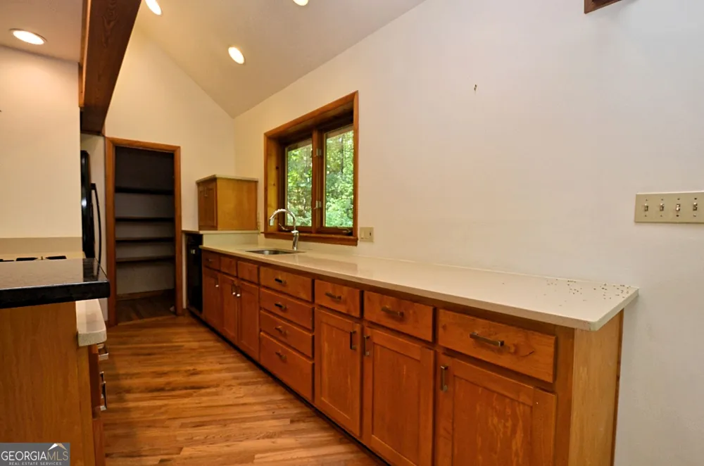 3294 Creekside DR Conyers, GA 30094
