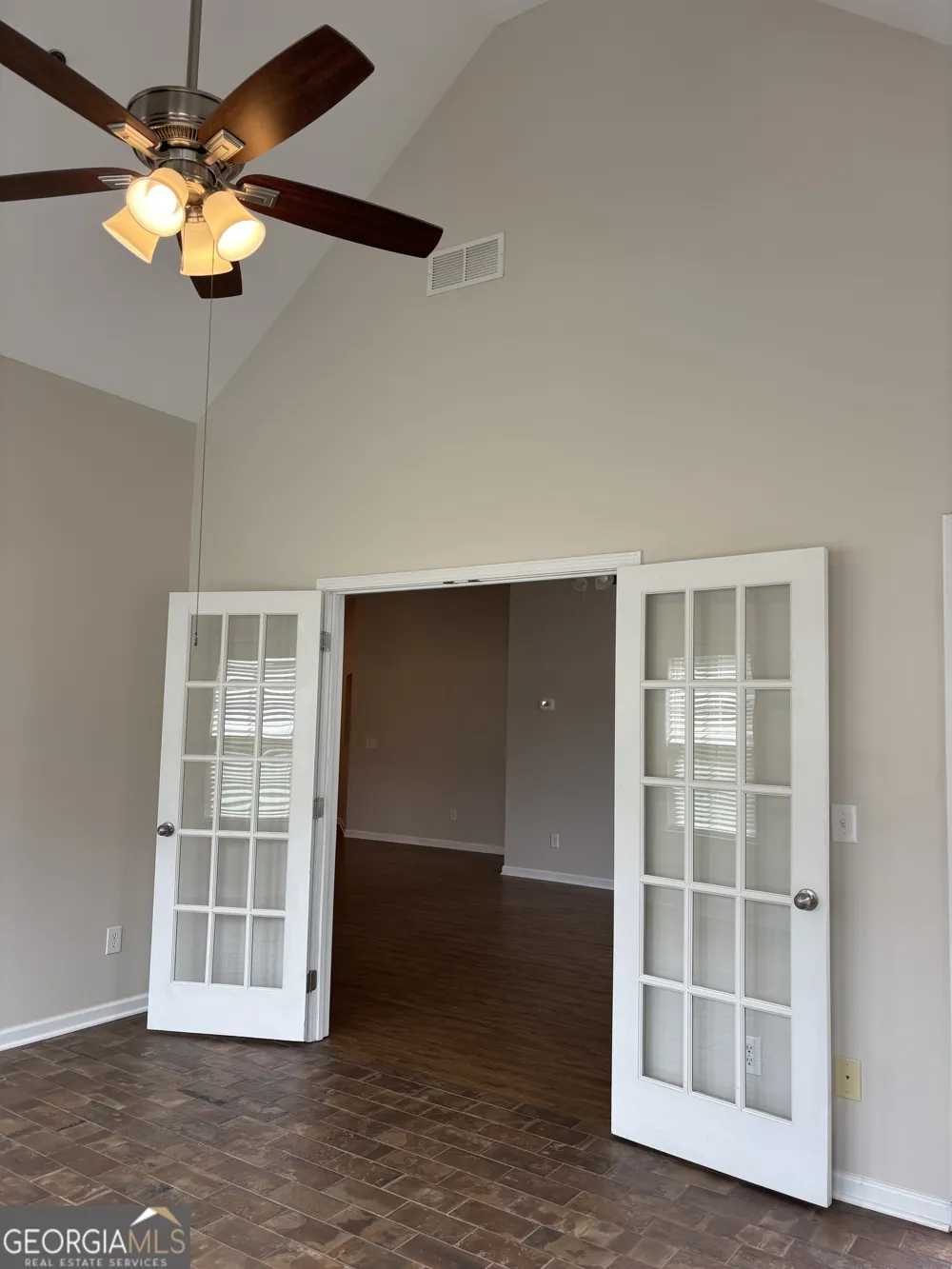 15 Covington TER Newnan, GA 30263