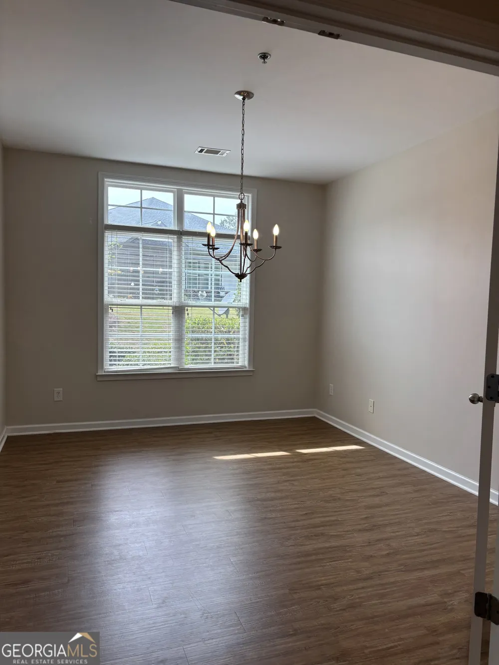 15 Covington TER Newnan, GA 30263