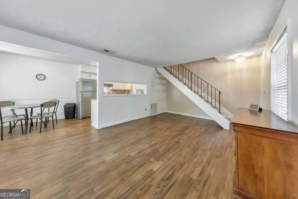 1313 Surrey LN SW Marietta, GA 30008