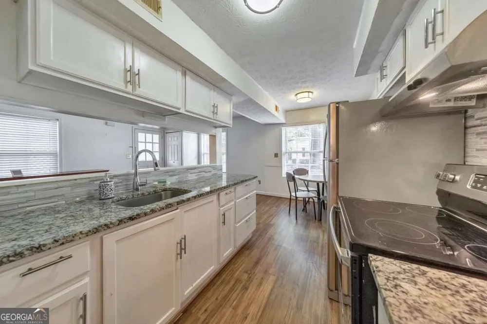 1313 Surrey LN SW Marietta, GA 30008
