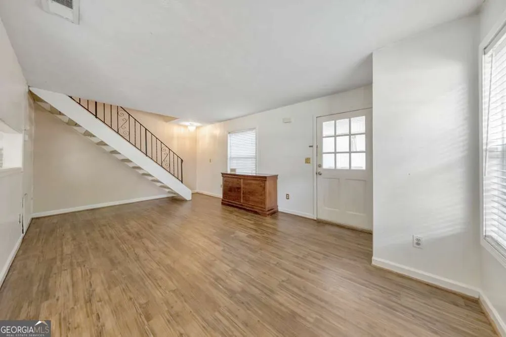 1313 Surrey LN SW Marietta, GA 30008