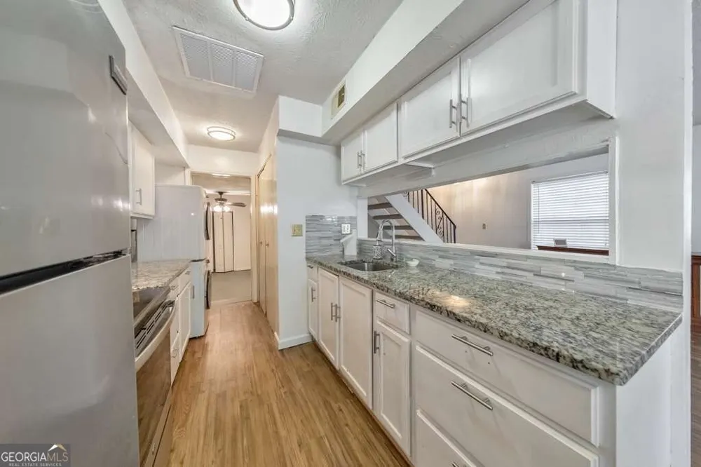 1313 Surrey LN SW Marietta, GA 30008