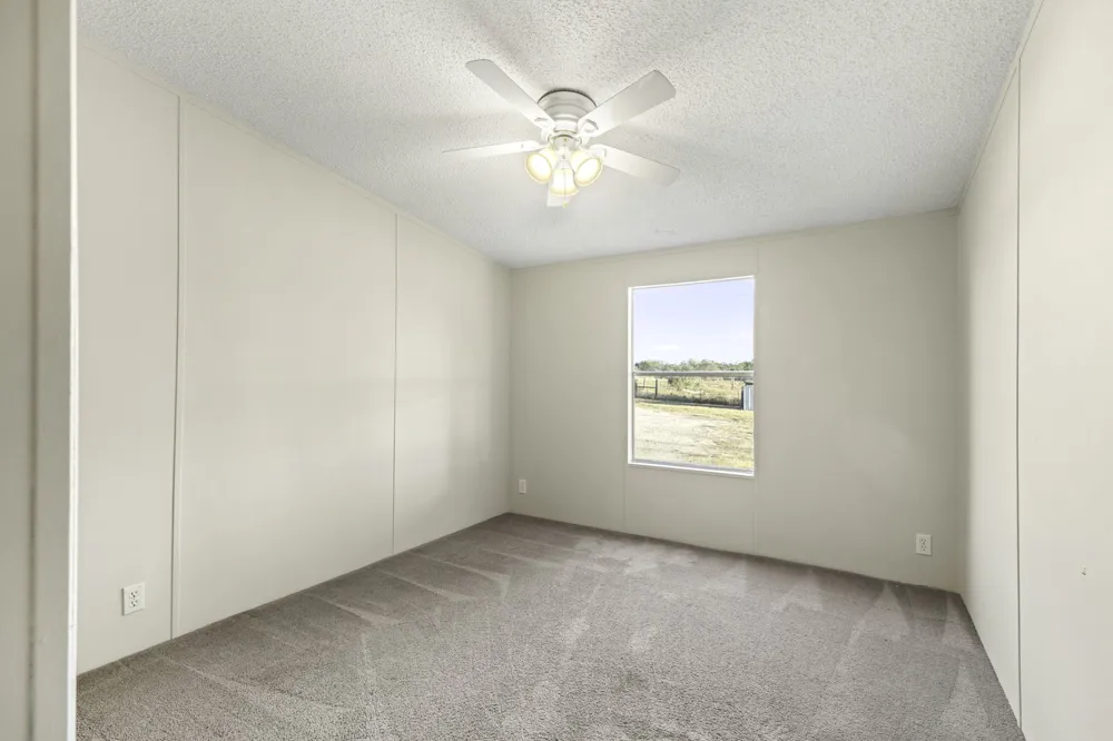 645 Old Luling Road Lockhart, TX 78644