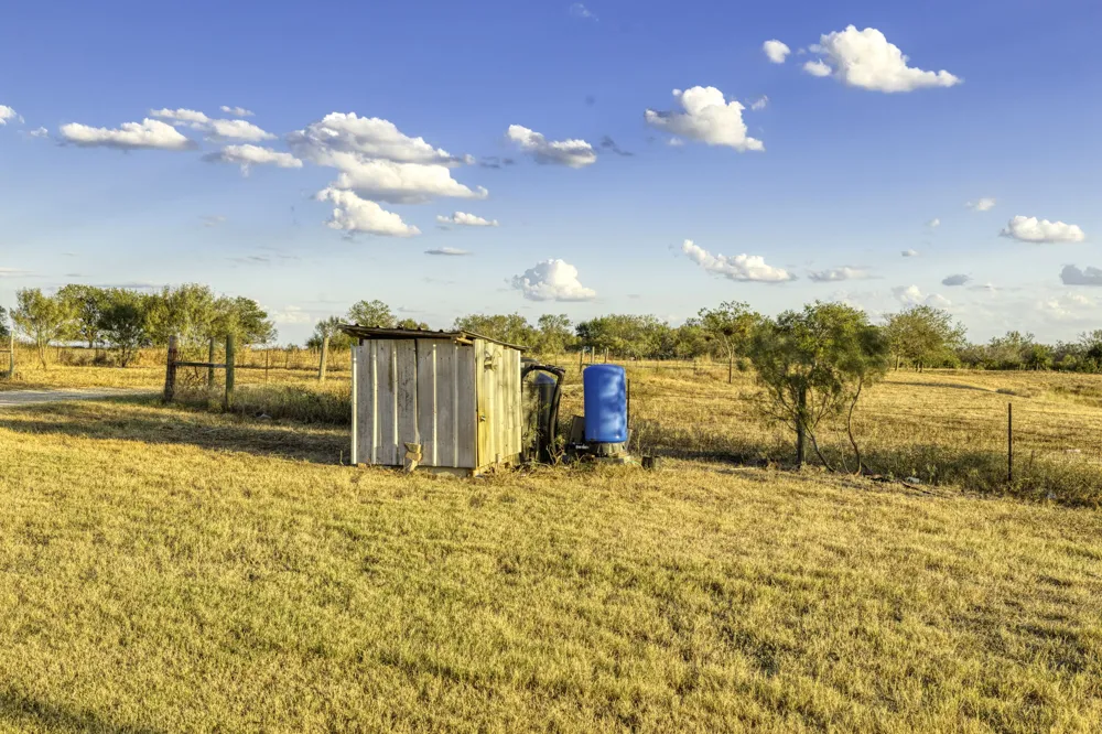 645 Old Luling Road Lockhart, TX 78644