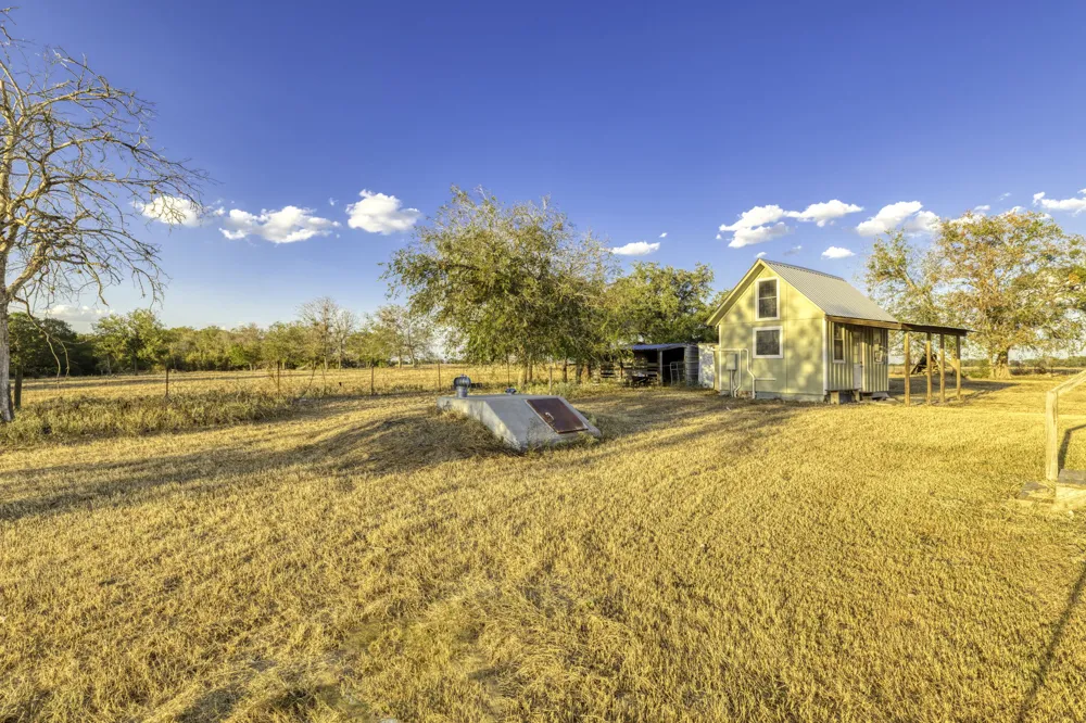 645 Old Luling Road Lockhart, TX 78644