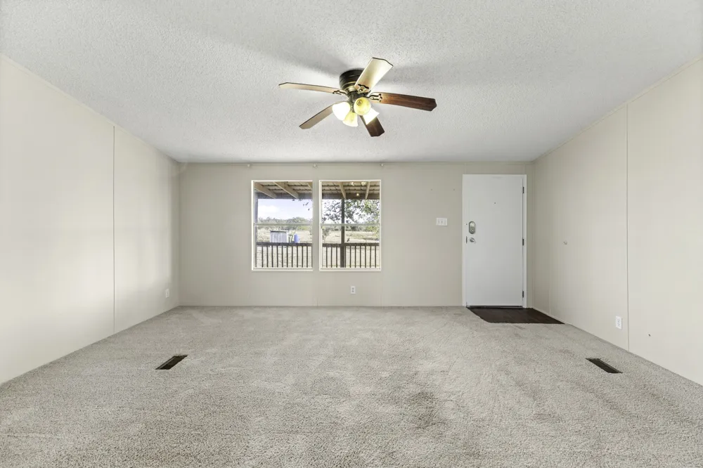 645 Old Luling Road Lockhart, TX 78644