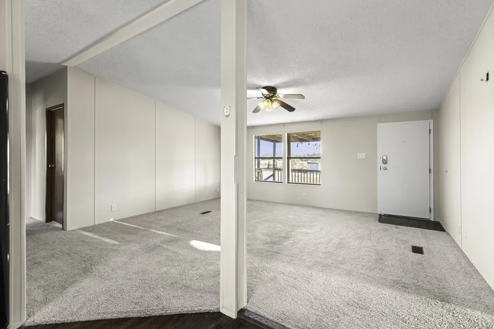 645 Old Luling Road Lockhart, TX 78644