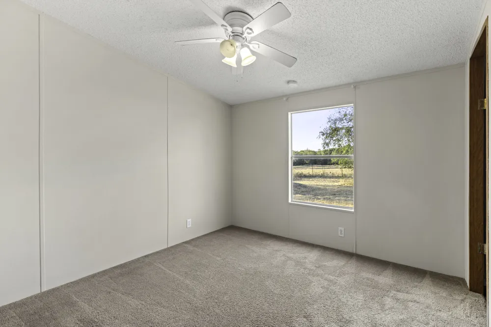 645 Old Luling Road Lockhart, TX 78644
