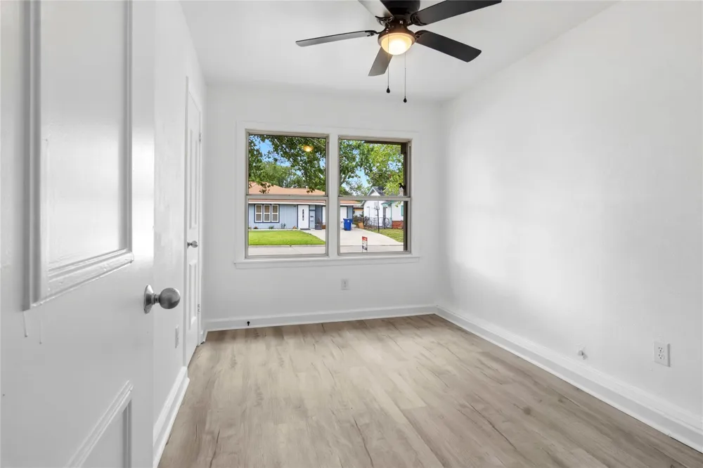 3018 Vance Avenue Texas City, TX 77590