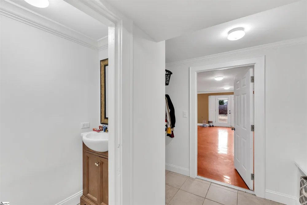 380 Forrester Drive Greenville, SC 29607