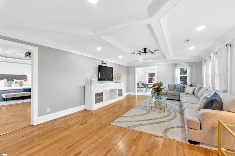 380 Forrester Drive Greenville, SC 29607