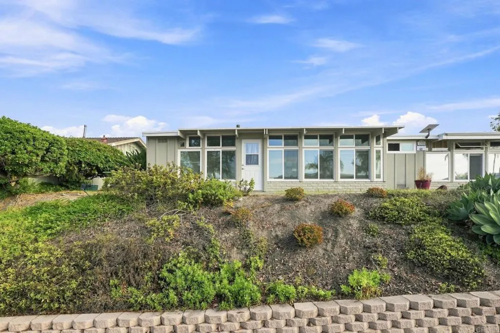 3760 Vista Campana S #49 Oceanside, CA 92057