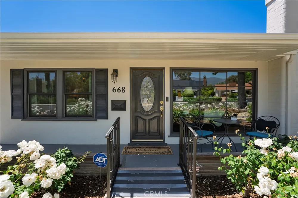 668 W 12th Claremont, CA 91711
