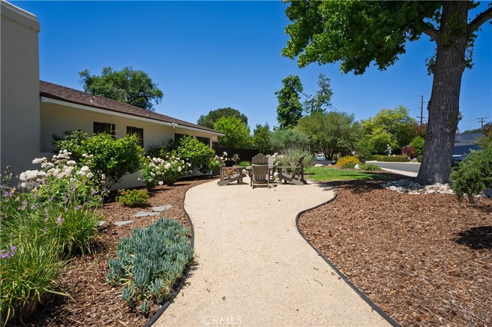 668 W 12th Claremont, CA 91711