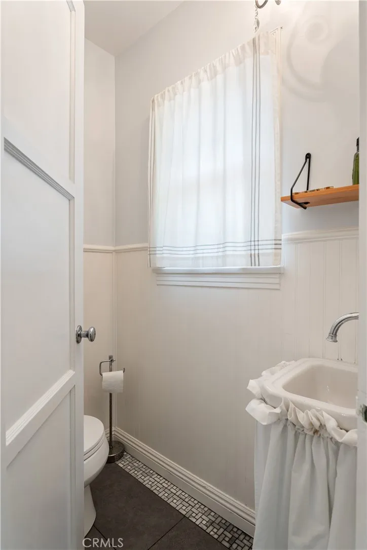 668 W 12th Claremont, CA 91711