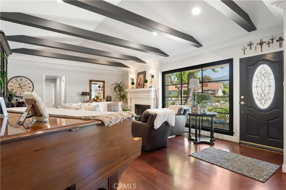 668 W 12th Claremont, CA 91711