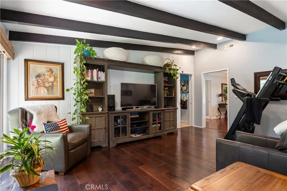 668 W 12th Claremont, CA 91711