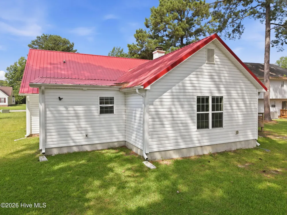 870 Pine Valley Road Jacksonville, NC 28546
