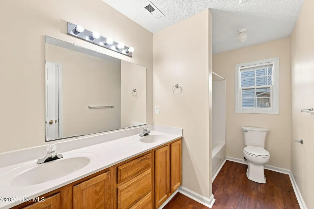 870 Pine Valley Road Jacksonville, NC 28546