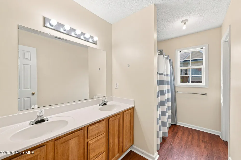 870 Pine Valley Road Jacksonville, NC 28546