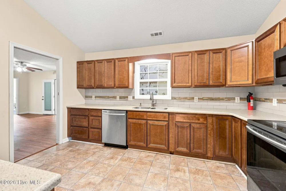 870 Pine Valley Road Jacksonville, NC 28546
