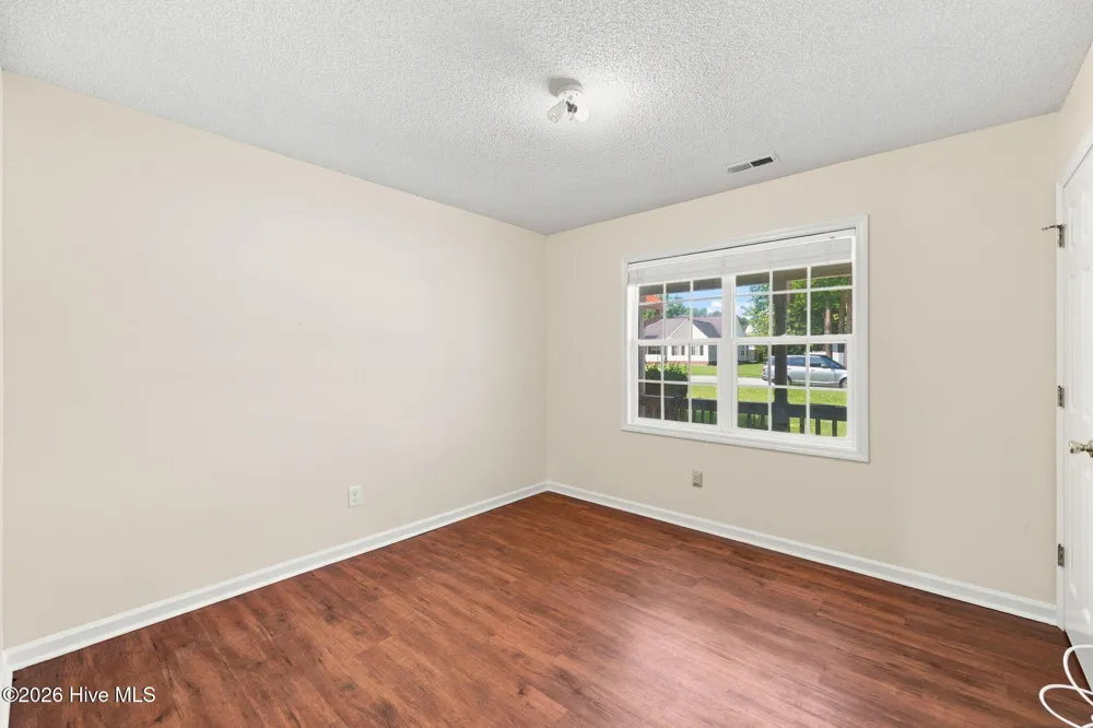 870 Pine Valley Road Jacksonville, NC 28546