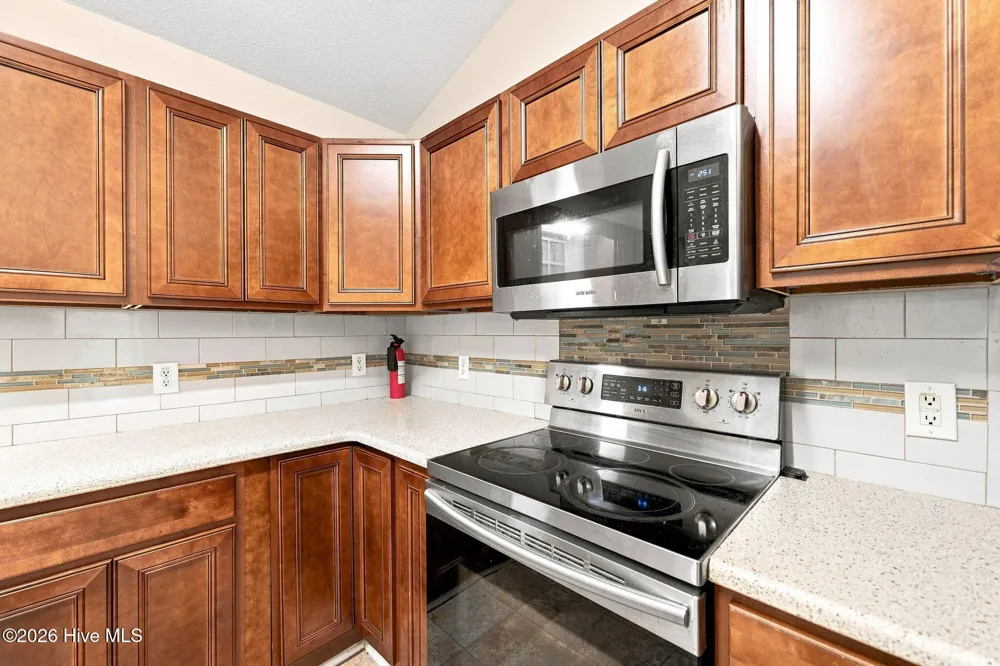 870 Pine Valley Road Jacksonville, NC 28546