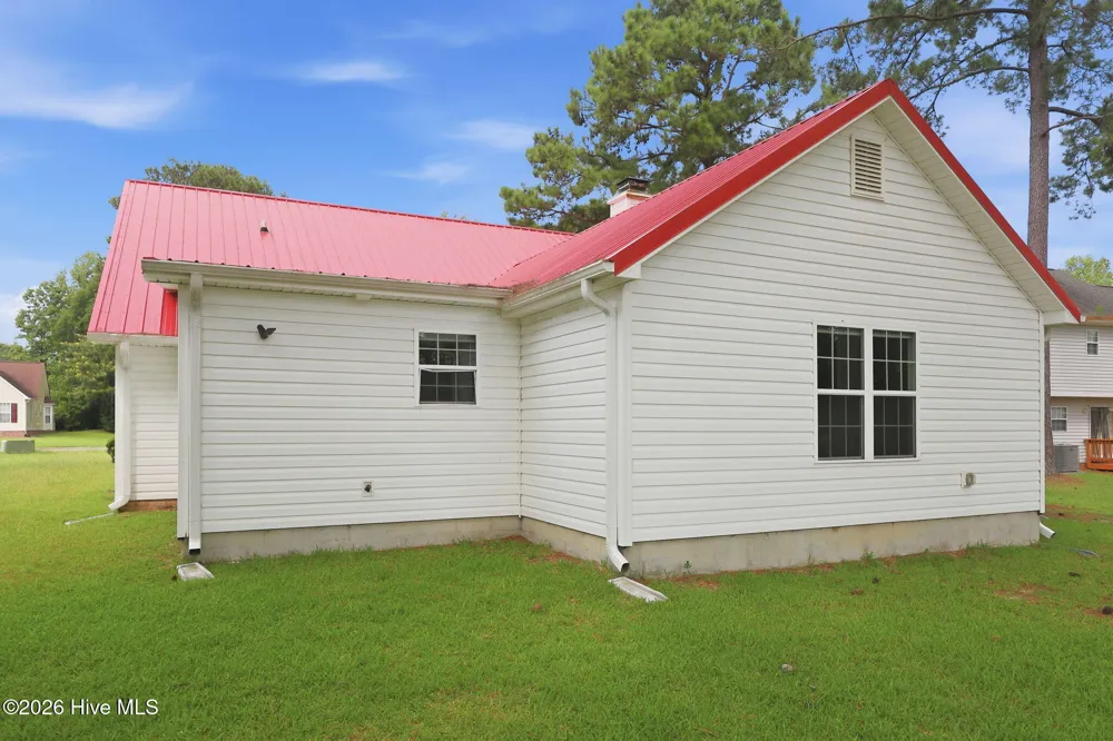 870 Pine Valley Road Jacksonville, NC 28546