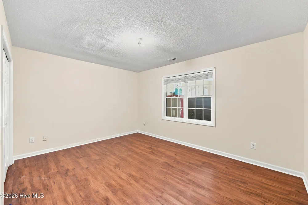 870 Pine Valley Road Jacksonville, NC 28546