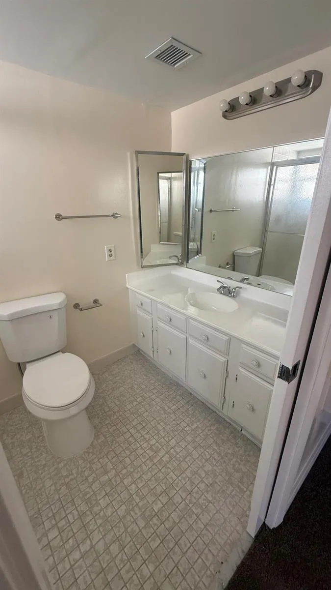 6474 Pumpkin Seed Circle #206 Boca Raton, FL 33433