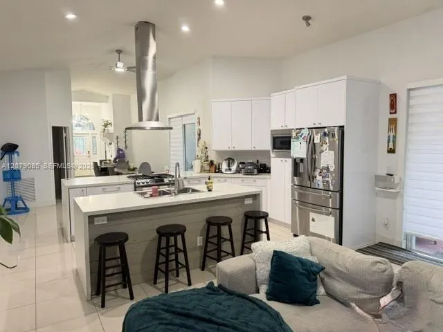 9771 NW 32nd St Doral, FL 33172