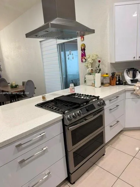 9771 NW 32nd St Doral, FL 33172