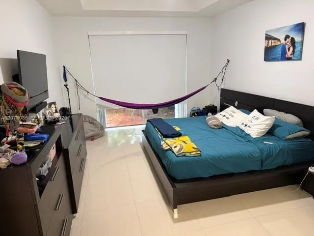 9771 NW 32nd St Doral, FL 33172
