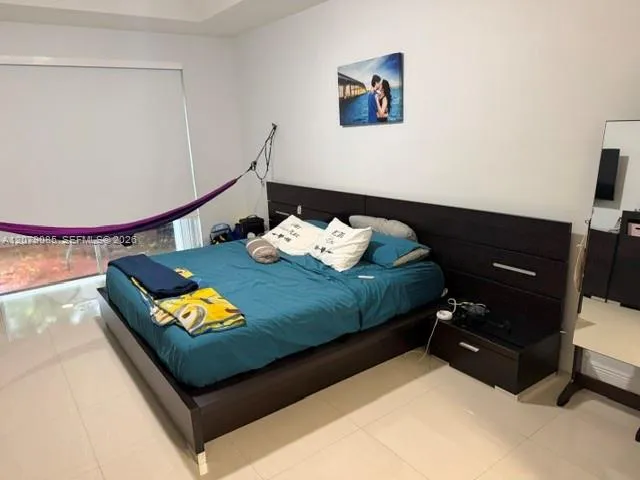 9771 NW 32nd St Doral, FL 33172